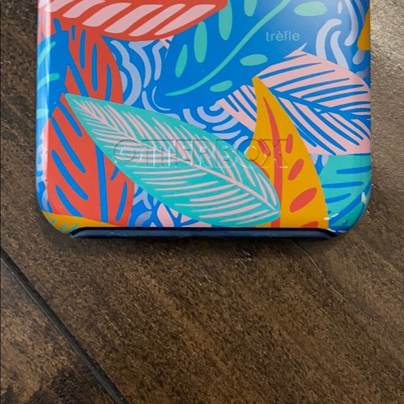 iPhone 7plus/8plus Otterbox case - Picture 3 of 3